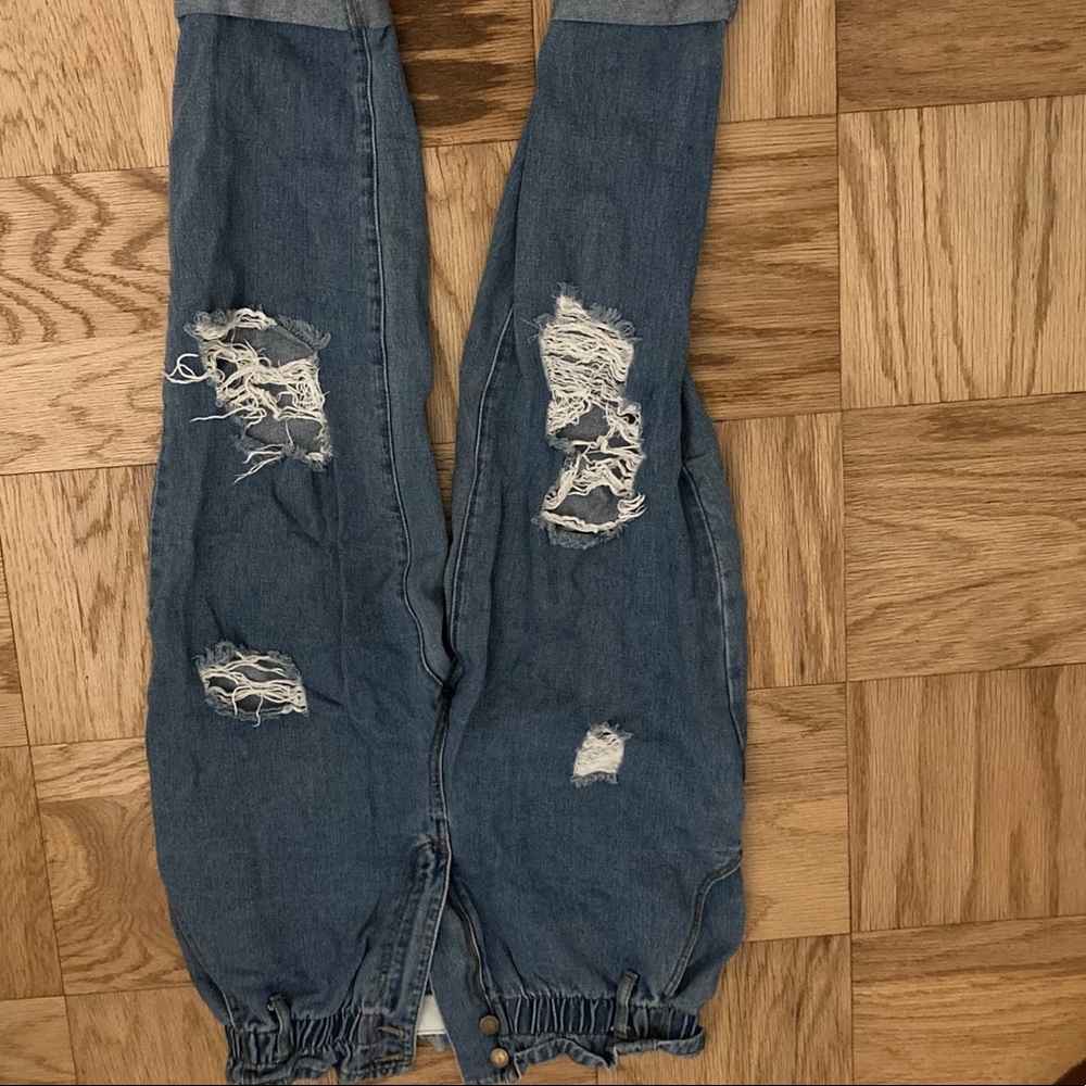 FOREVER 21 ripped paper bag jeans
